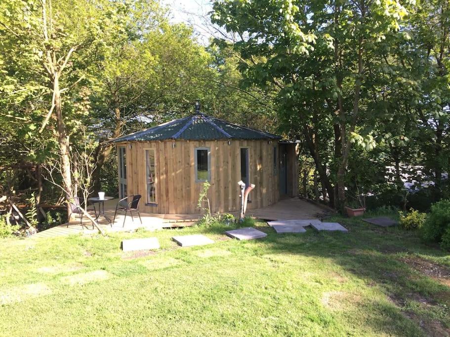 The Roundhouse - Unique Space Nestled In The Trees Begelly المظهر الخارجي الصورة